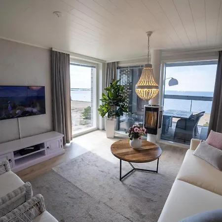 Rantakallan Safiiri 아파트호텔 칼라조키